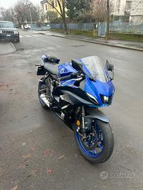 Yamaha yzf-r7 2024