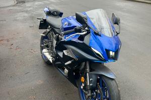 Yamaha yzf-r7 2024