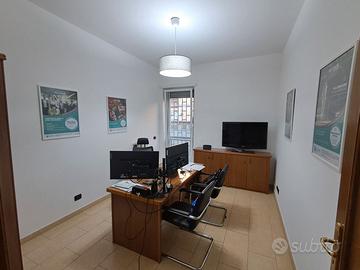 Arredo Ufficio vari pezzi