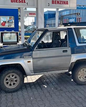 DAIHATSU FEROZA F300