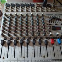 Amplificatore behringer eurorack