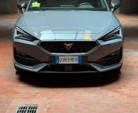 Cupra Leon 1.4 hybrid 245cv