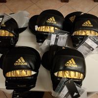 Colpitori Adidas