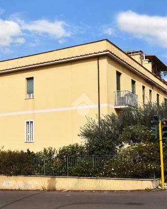 3 LOCALI A ROMA