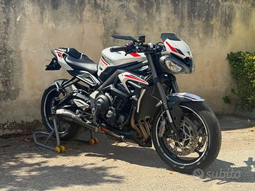 Triumph Street Triple 660 S A2 (LEGGI BENE)
