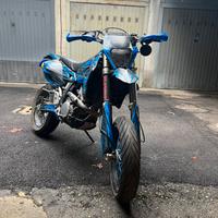 Suzuki drz400