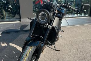 Yamaha XSR 900 KM ZERO