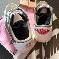 Air Jordan Retro Low TRAVIS SCOTT