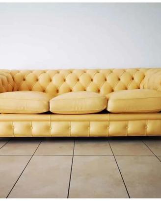 Divano Chesterfield 3 posti in pelle gialla - Stil