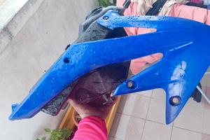 plastiche hm 50cc blu e bianche 
