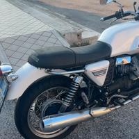 Moto Guzzi V7