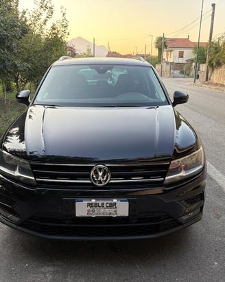 Volkswagen Tiguan 2.0 TDI 150cv DSG Business BlueM
