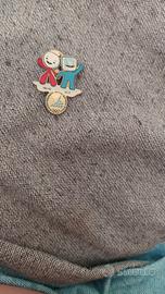 spilla delle olimpiadi invernali Neve e Gliz