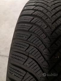 4 gomme da neve Hankook 185/65 R15 88T