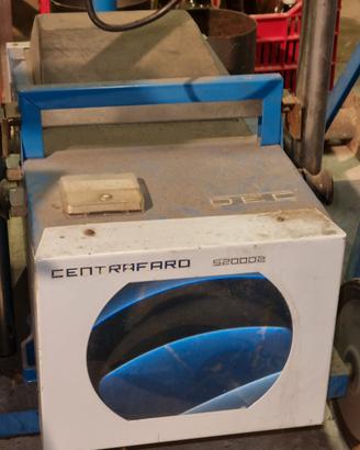 macchina centrafari