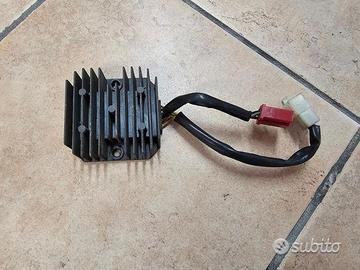 Regolatore di tensione Honda Dominator 650