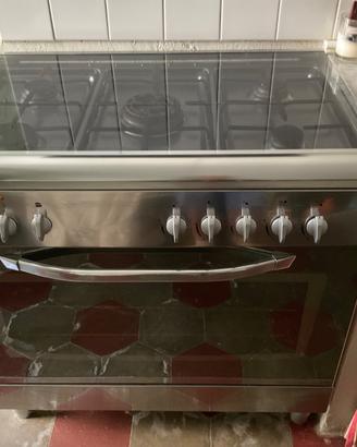 Piano cottura con forno