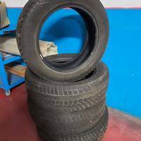 Gomme invernali usate 215\60 R17 96H DOT 2820