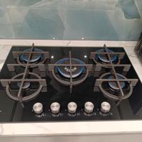 Piano in cottura vetro nero 5 fuochi