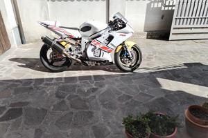 r6 pronto pista