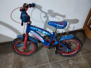 Bici bambino Spiderman con rotelle