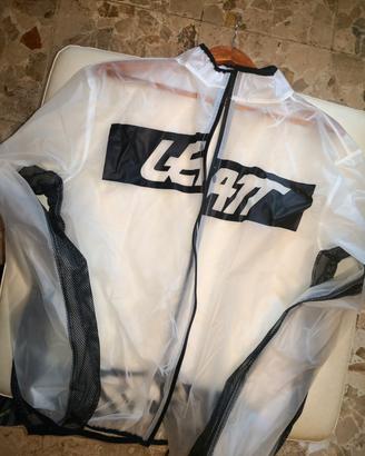 giubbotto antipioggia/antivento