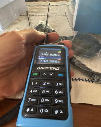 Ricetrasmettitore portatile bibanda Baofeng UV-7b