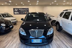 Lancia Ypsilon 1.2 69 CV Diva