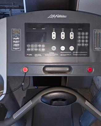tapis roulant life fitness 