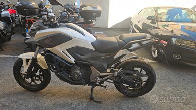 Nc750x dct 2015 incidentata 75.000 km
