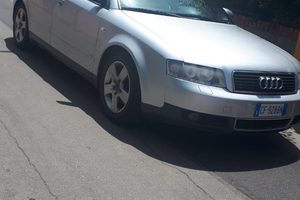 Audi a4 berlina 1900 TD anno 2003