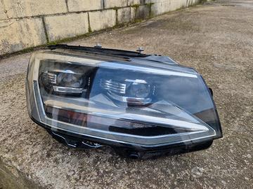 Volkswagen Transporter T6 2015-2019 
faro dx LED 