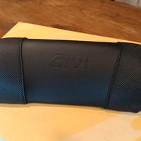 Schienale imbottito GIVI per baule da moto