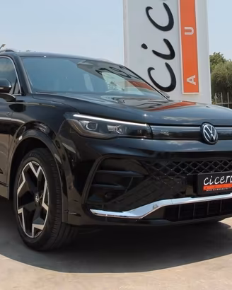 Volkswagen Tiguan 2.0 TDI 150 CV DSG R-Line|2025