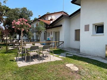 Pinetine - Villette con giardino privato