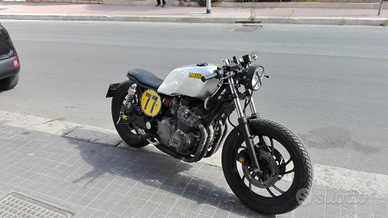 Yamaha xj caferacer
