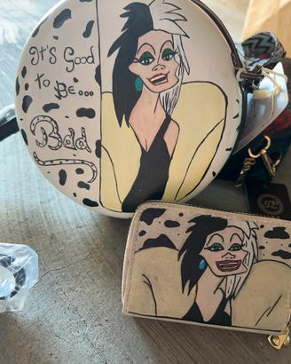 Borsa e portafoglio dipinti a mano