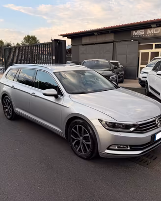 Volkswagen Passat Variant 2.0 TDI 150cv DSG Full O
