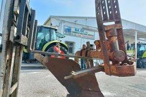 aratro monovomere per trattori dai 40 ai 70 CV