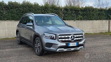 mercedes glb 200