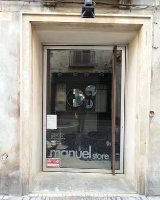Locale commerciale Corso Ovidio