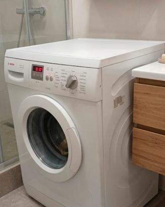 Lavatrice Bosch Serie 2 Vario  funziona perfetto 