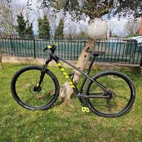 Bici MTB Trek Marlin 6 taglia M