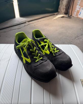 Scarpe antinfortunistiche