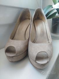 Décolleté camoscio crema open toe