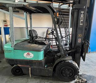 Carrello elevatore 30q elettrico