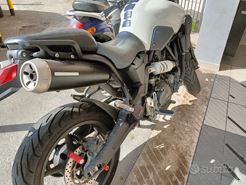 Moto Yamaha MT 03