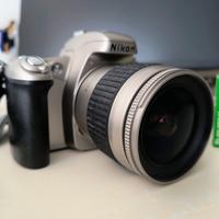 Nikon f55 + Nikon 28-80 + rullino Fuji 400 ASA.