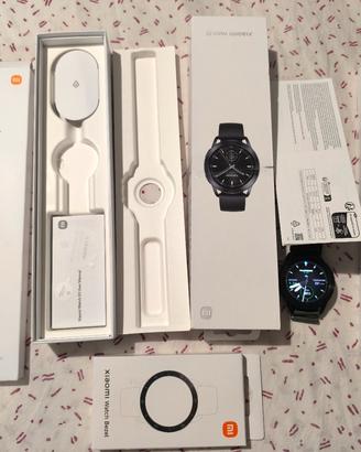 Xiaomi Watch S 3 più accessori. 