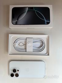iPhone 16 Pro 256GB Titanio Bianco come nuovo
